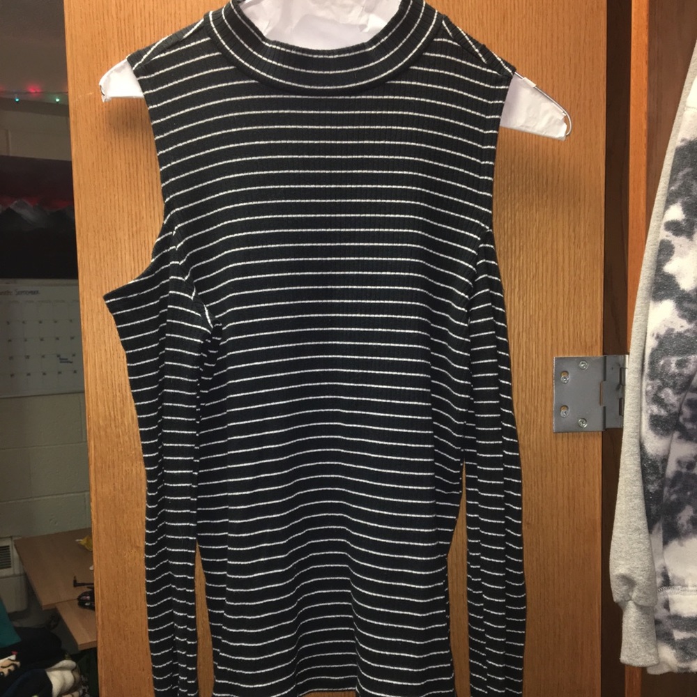striped cold shoulder long sleeve